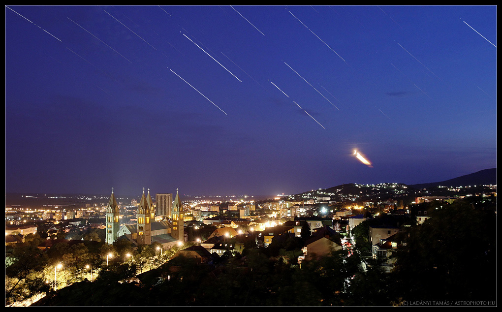 Star Trails Streak Over Historic Hungary (Photo)
